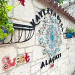 Kayezta Hotel