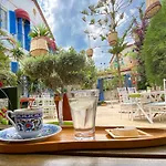 Kayezta Hotel 2*
